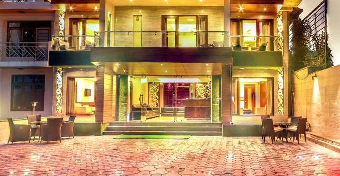 Fabhotel Red Leaf Mall Road Mussoorie Exteriér fotografie