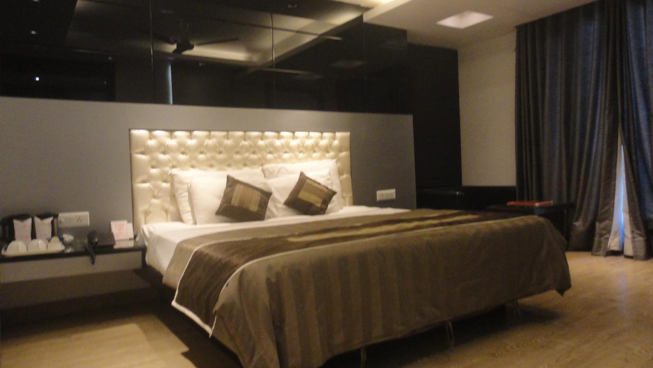 Fabhotel Red Leaf Mall Road Mussoorie Exteriér fotografie
