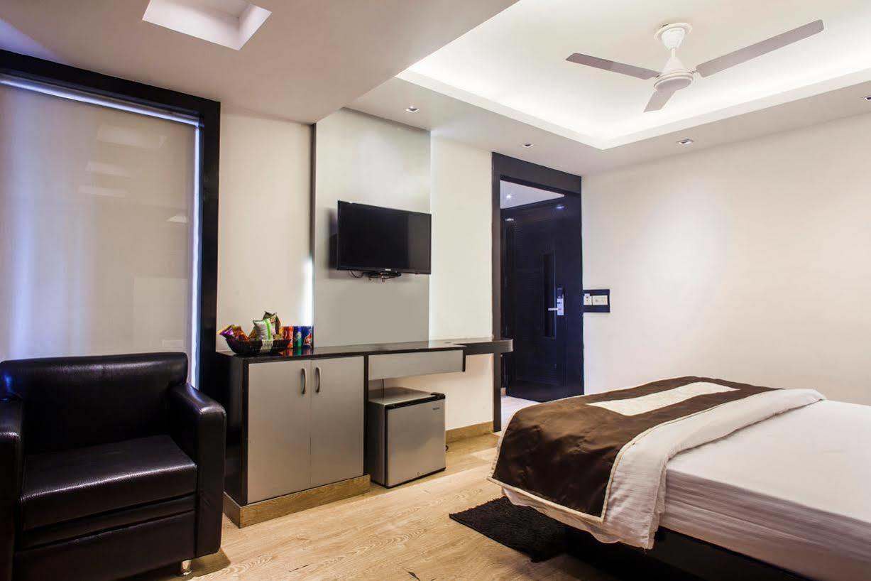 Fabhotel Red Leaf Mall Road Mussoorie Exteriér fotografie